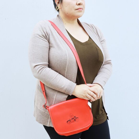 NWT Coach LIMITED EDITION Micky Patricia Saddle Shoulder Bag Red - Picture 1 of 11